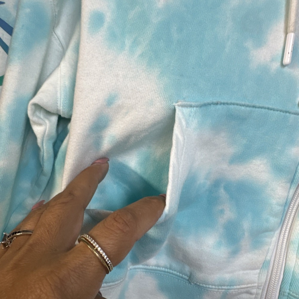 Disney Stitch blue and white tie-dye cropped zip-up hoodie Sz 1x - Picture 3 of 8
